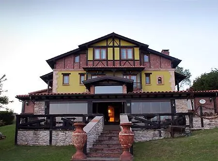 Posada De Ongayo Guest house