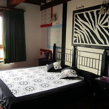 بيت ضيافة De Ongayo