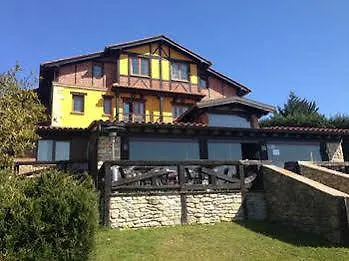 Guest house Posada De Ongayo 4*